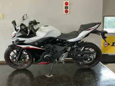 Suzuki GSX250R