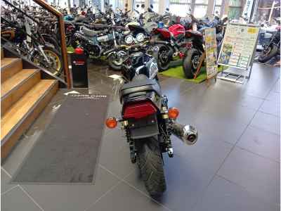Kawasaki ZRX400 2010