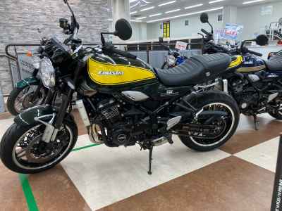 Kawasaki Z900RS 2023