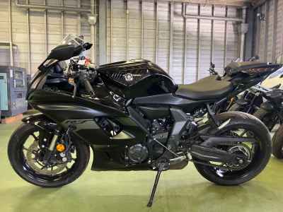 Yamaha YZF-R7 2025