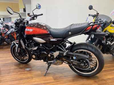 Kawasaki Z900RS 2017