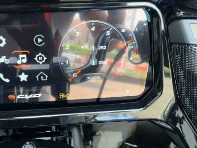 Harley-Davidson FLTRX STSE CVO 2026