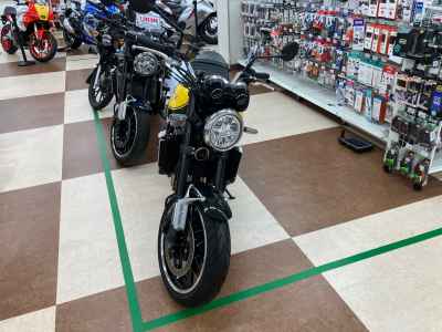 Kawasaki Z900RS 2023