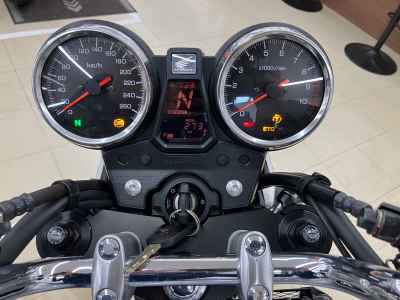 Honda CB1300SF 2024