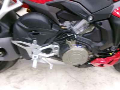 Ducati Streetfighter V4S 2025