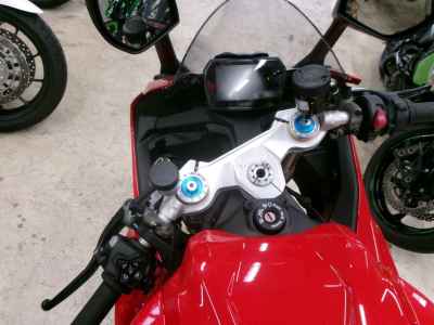 Ducati Panigale V2 2025