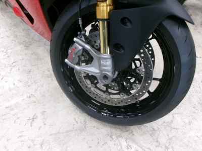 Ducati Panigale V2 2025