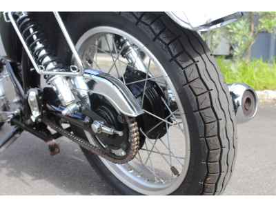 Yamaha SR400 2020