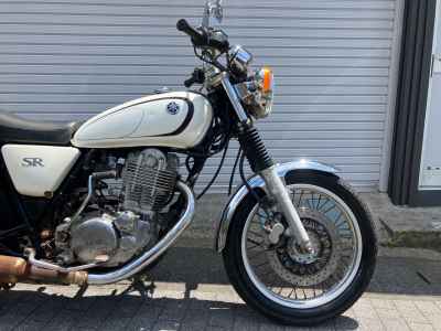 Yamaha SR400 2012