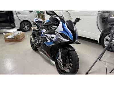 BMW M1000RR 2021
