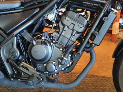 Honda Rebel CMX250 2025