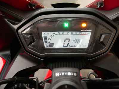 Honda CBR400R 2016