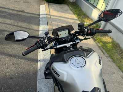 Ducati Streetfighter V4S 2021