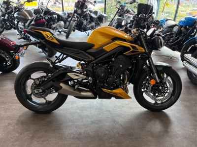 Triumph Street Triple 765 RS 2026