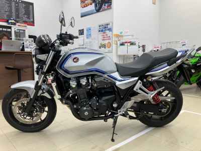 Honda CB1300SF 2024