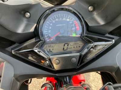 Honda CBR250R