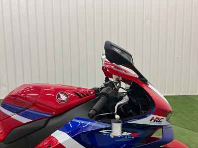 Honda CBR1000RR-R FB SP 2024