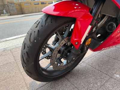Honda CBR400R 2024