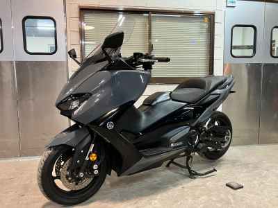Yamaha TMAX 560 Tech MAX 2021