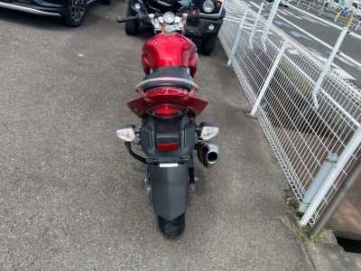 Suzuki GSR250