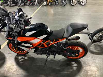 KTM RC 390 2019