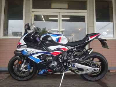 BMW M1000RR 2021