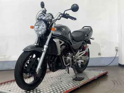 Kawasaki Balius ZR250