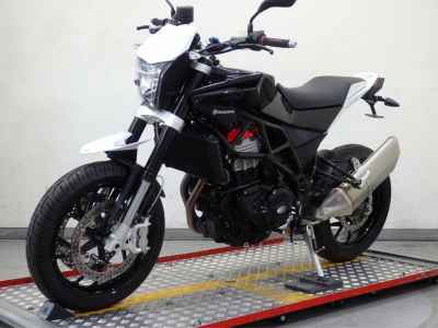Husqvarna Nuda 900 2013