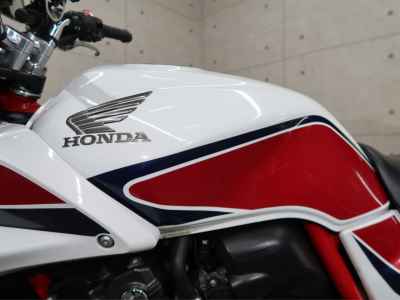 Honda CB400 Super Boldor 2011