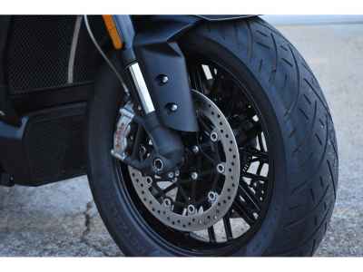 Triumph Rocket 3 R 2022