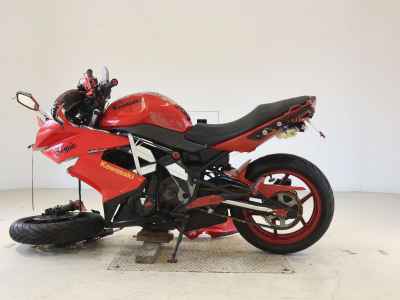 Kawasaki Ninja 400R 2012