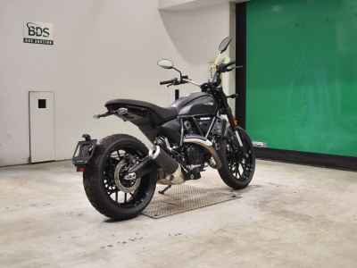 Ducati Scrambler Icon 2025