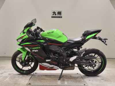 Kawasaki Ninja ZX-25R 2022