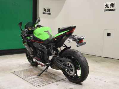Kawasaki Ninja ZX-25R 2022