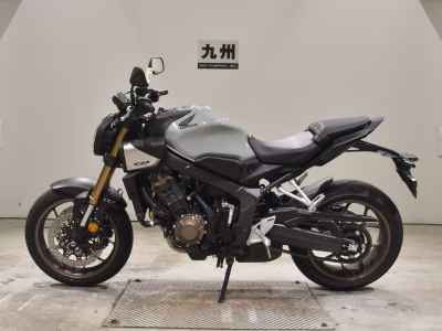 Honda CB650R E-Clutch 2024