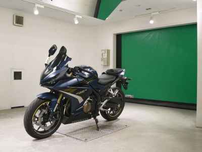 Honda CBR400R 2024