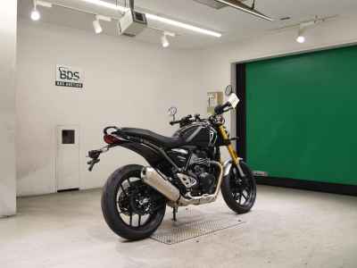 Triumph Speed 400 2024