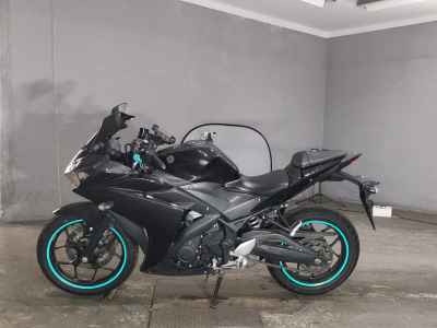 Yamaha YZF-R3 2018