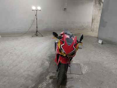 Honda CBR400R 2021