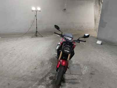 Honda CB250R