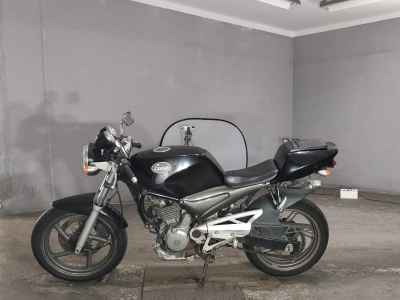 Suzuki Gladius SFV400