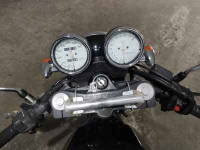Suzuki Gladius SFV400