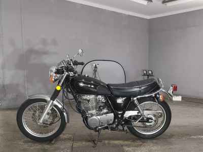 Yamaha SR400 2018