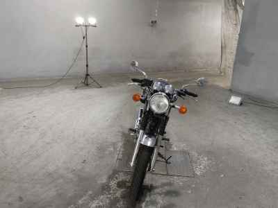 Yamaha SR400 2018