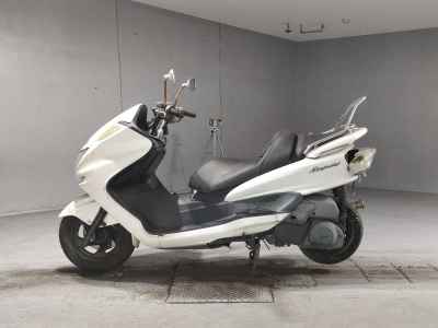 Yamaha Majesty 250