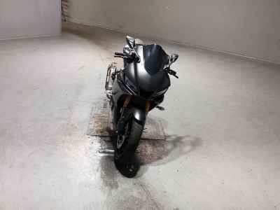 Yamaha YZF-R25