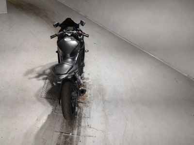 Yamaha YZF-R25
