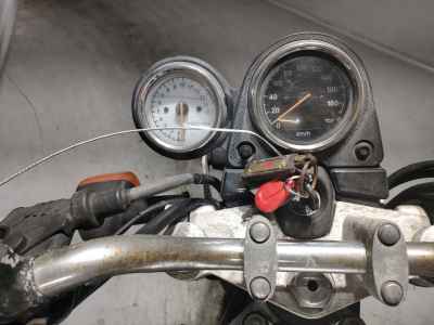 Suzuki SV400