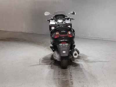 Suzuki Skywave 250S