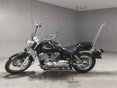 Yamaha XVS250 Drag Star